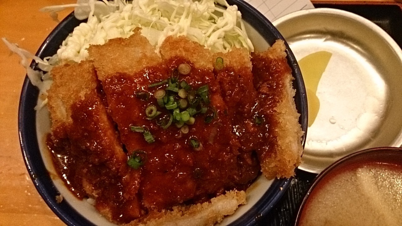 とん太で味噌カツ丼 横浜駅周辺 時々あちらこちら 孤独のワンコインランチ日記