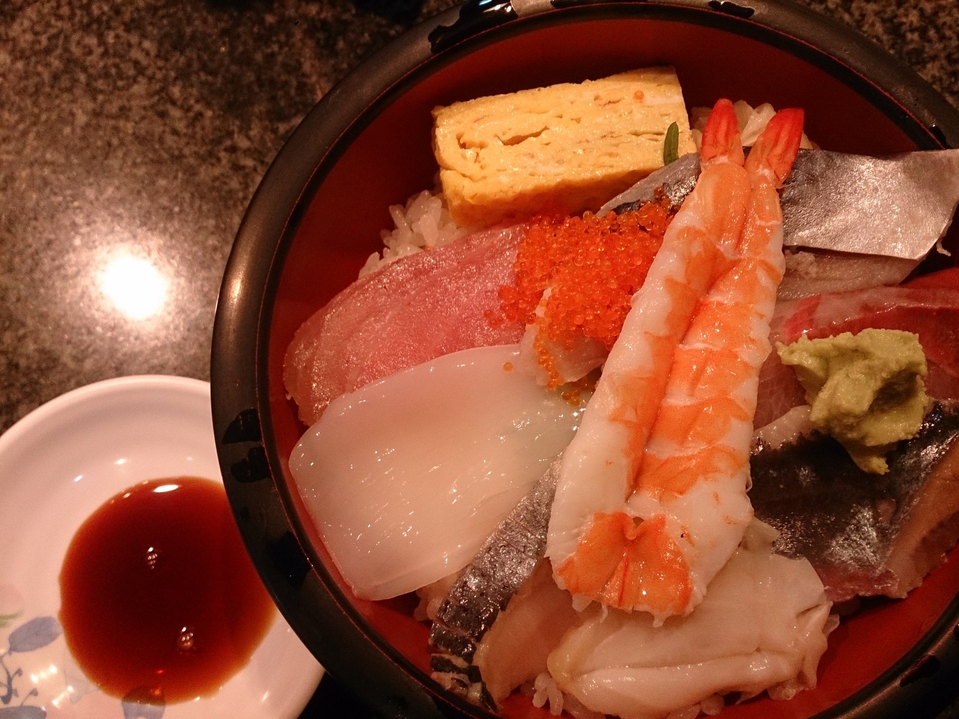 回転寿司魚浜で海鮮丼 横浜駅周辺 時々あちらこちら 孤独のワンコインランチ日記